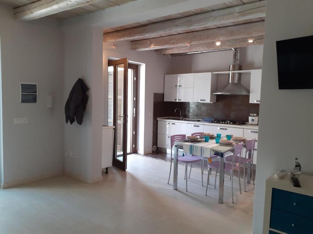 Bouganville House Senigallia Buitenkant foto
